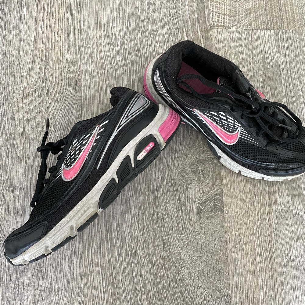 Nike Air Tri-D running shoes